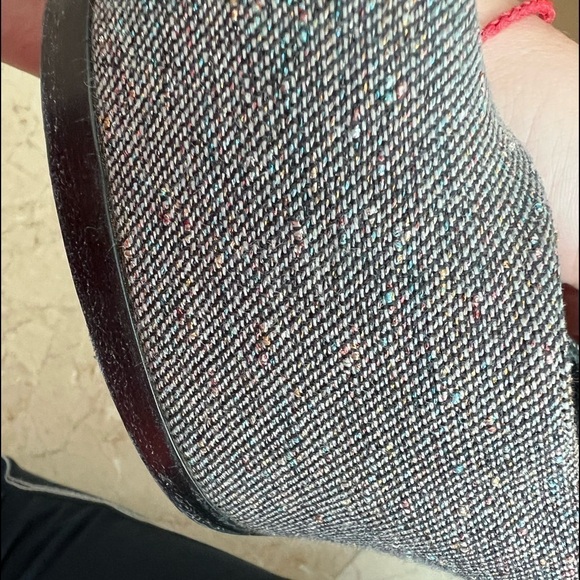 Yves Saint Laurent Metallic Gray Platform Pumps - Picture 14 of 16